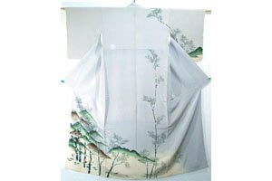 Weißer huomongi Kimono mit bemalung