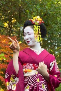 Hikizuri Kimono Lachende Geisha